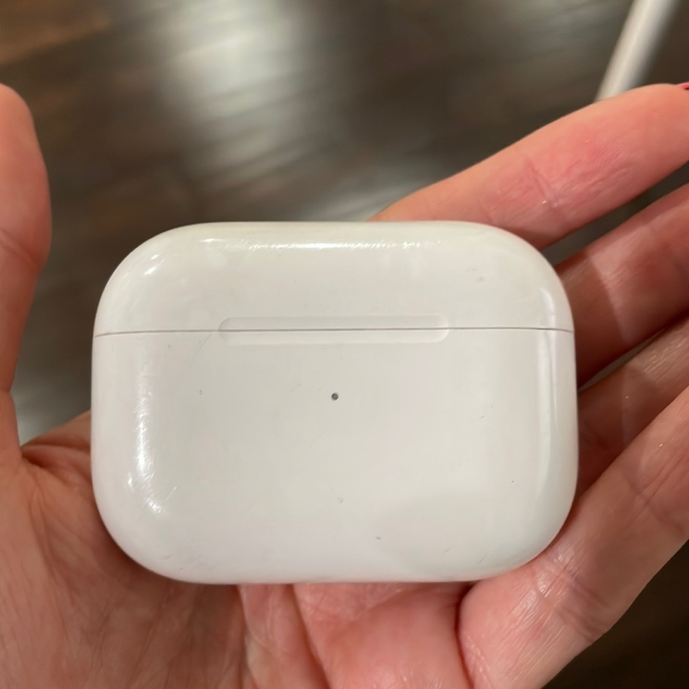 Working AirPods Pro (first generation)
